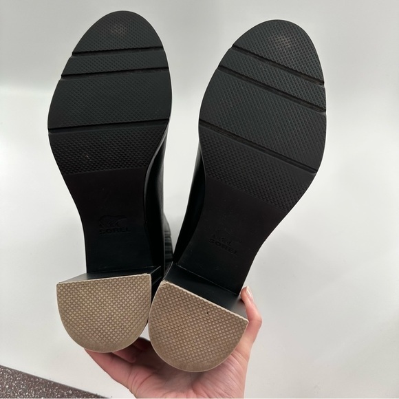 Sorel Margo Chelsea ankle booties size 10.5 41.5 black leather chunky boots - Picture 8 of 15